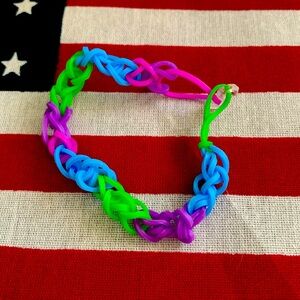 Homemade rubber band bracelet